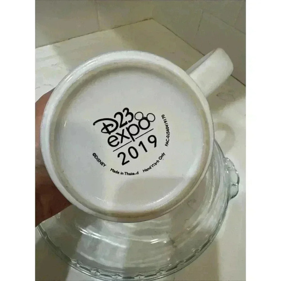 D23 Disney Expo 2019 Mickey and Minnie Great Adventure Mug - Picture 13 of 13